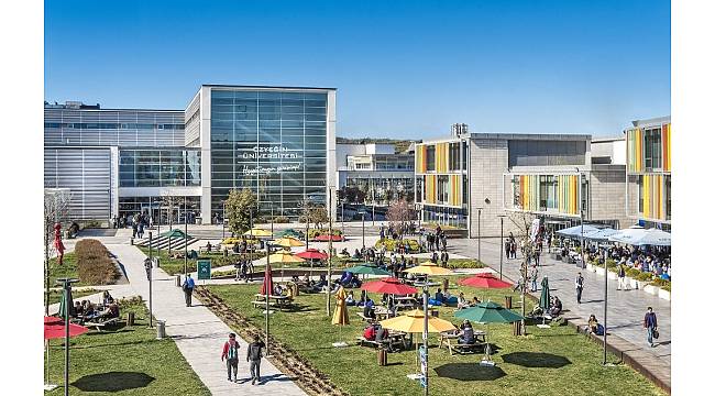 Özyeğin Üniversitesi 'Eğitimde Fırsat Eşitliği Burs Programı' 15 Haziran'a kadar devam ediyor