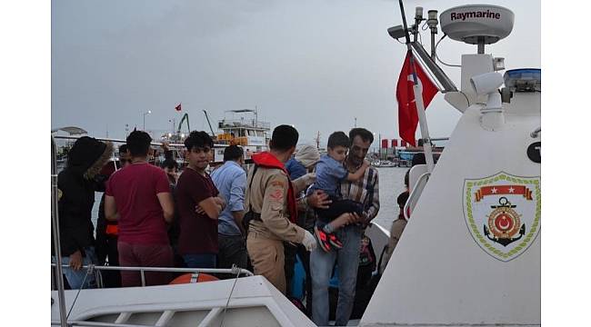 Sahil Güvenlik 24 saatte 210 göçmen yakaladı, 64 göçmen kurtardı