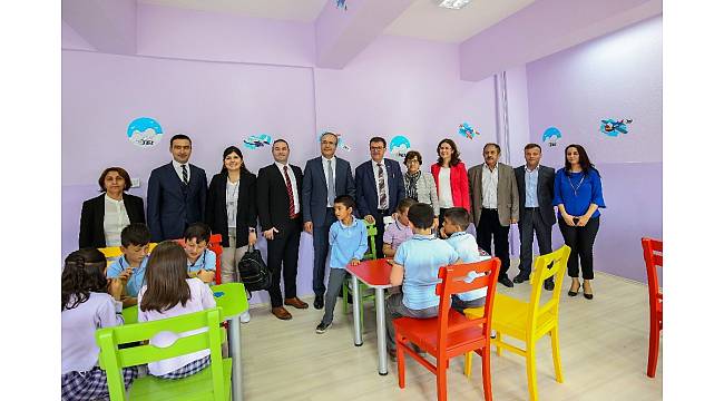 TEI, altıncı Zeka Atölyesi'ni Metin Sönmez İlkokulu'na kurdu