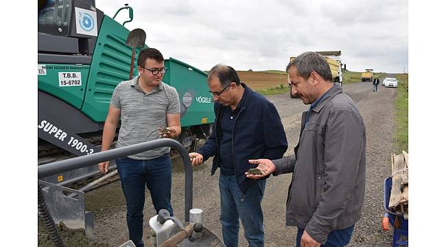 Tekirdağ Büyükşehir Belediyesinin silindirle sıkıştırılan beton yol çalışmaları tanıtıldı