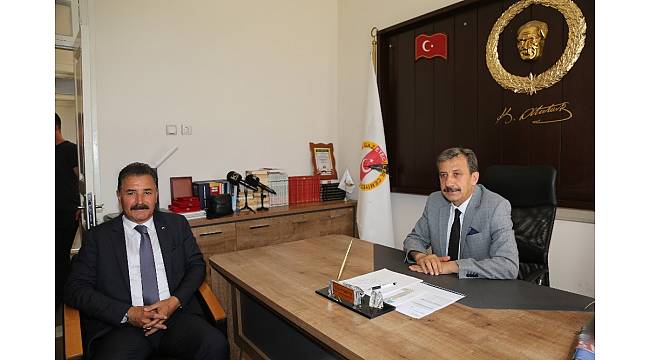 Tuna: "Amacımız Mersin'i dünyaya tanıtmak"
