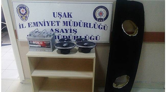 Uşak'ta otodan hırsızlık yapan 2 kişi tutuklandı