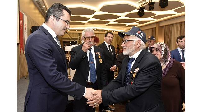 Vali Memiş'ten şehit ailelerine iftar