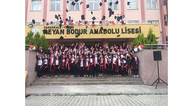 Yenice Reyan Bodur Anadolu Lisesi 10'uncu mezunlarını verdi