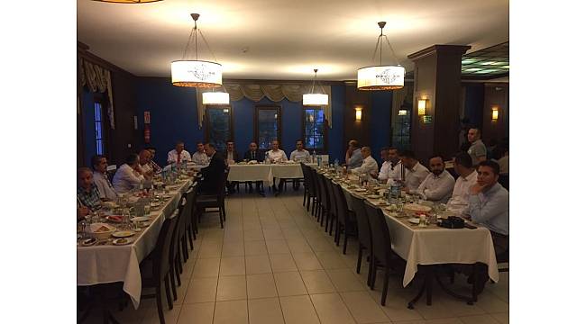 Yeniceliler Eğitim Kültür ve Yardımlaşma Derneği üyeleri iftarda bir araya geldi