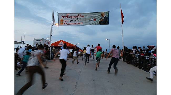 Hatay'da her gün bin 500 kişi iftara koşuyor