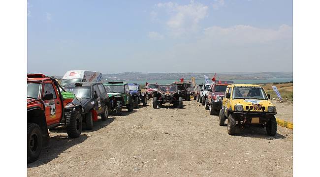 İstanbul'da Off Road Şampiyonası nefesleri kesti