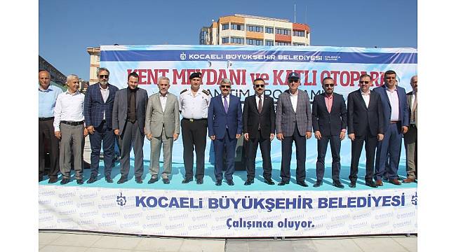 İzmit Kent Meydanı'nın tanıtımı yapıldı