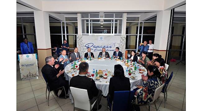 NEÜ KONDİL iftarında 35 ülkeden 200 öğrenci bir araya geldi