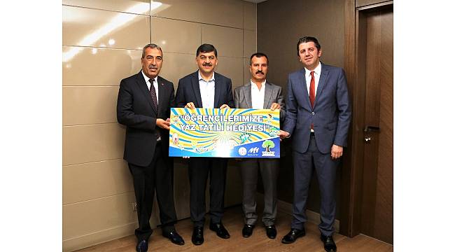Şehitkamil'den öğrencilere eğlenceli karne hediyesi
