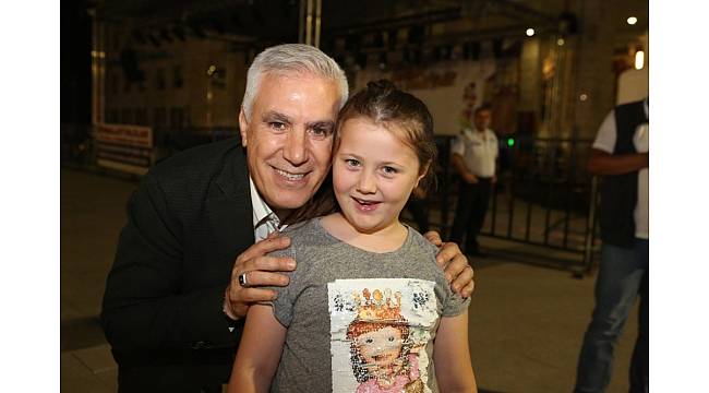 Tahtalı'da bin kişi birlikte iftar açtı