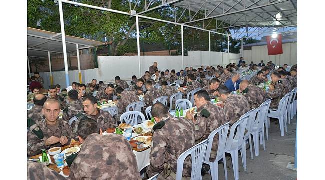 Vali Kaymak'tan Afrin kahramanlarına iftar