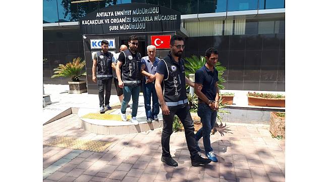 Antalya'da aranan 17 kişi yakalandı