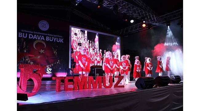 Minikler 15 Temmuz'u işaret diliyle anlattı
