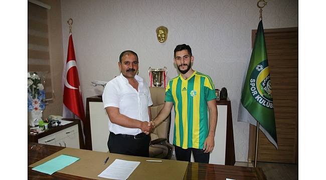 Şanlıurfaspor Selim Kayacı'yı transfer etti