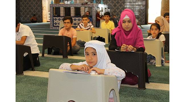 Akdağmadeni'nde yaz Kuran kursu bilgi yarışması düzenlendi