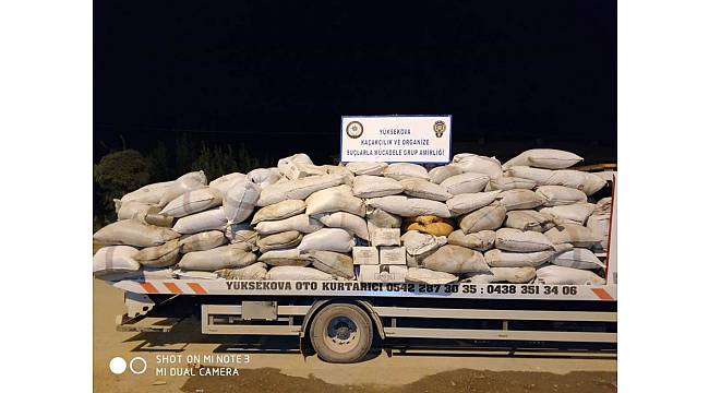 Hakkari&#39;de kaçakçılık operasyonu