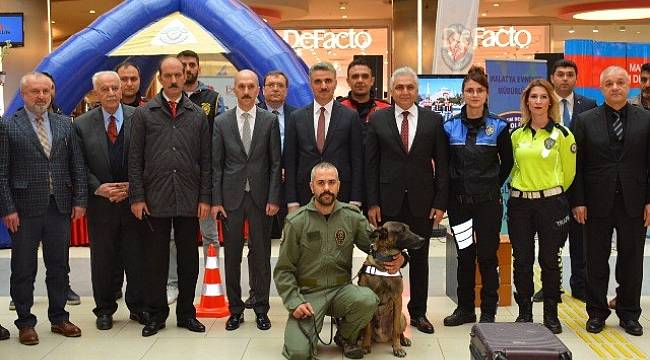 Polis Haftası Etkinlikleri Kapsamında Stantlar Açıldı
