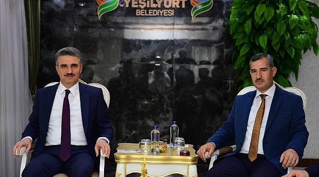 VALİ AYDIN BARUŞ’TAN BELEDİYE BAŞKANI ÇINAR’A ‘HAYIRLI OLSUN’ ZİYARETİ