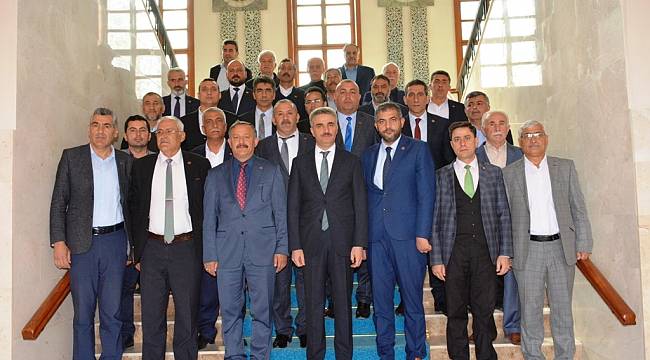 Yeşilyurt Muhtarlar Derneğinden Vali Baruş’a Ziyaret