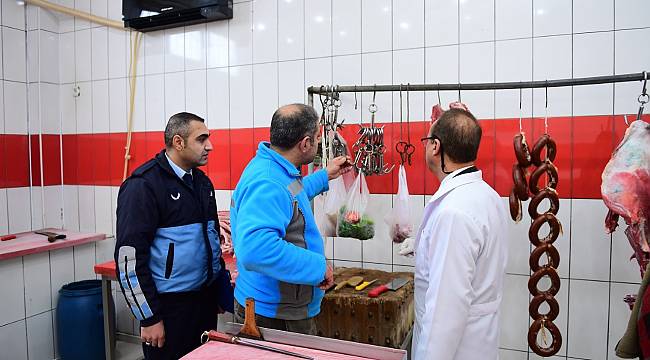 YEŞİLYURT BELEDİYE EKİPLERİ, DENETİMLERİNİ YOĞUNLAŞTIRDI