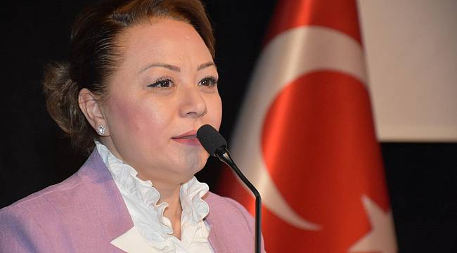 Malatya Turgut Özal Üniversitesi (MTÜ) "Kriz Yönetiminde Kadın" konulu panel düzenlendi.