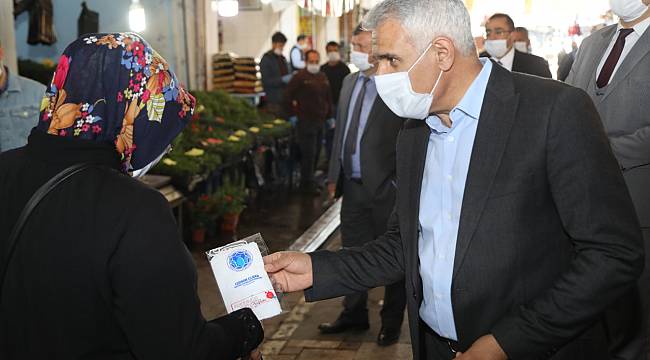BATTALGAZİ BELEDİYE BAŞKANI OSMAN GÜDER, KASAP, BALIK VE SEBZE PAZARI’NI ZİYARET ETTİ.