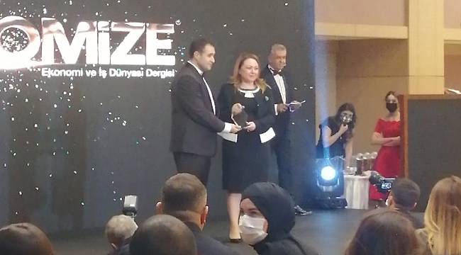 Rektör Karabulut’a Kayısı çekirdeği çalışmaları ödülü