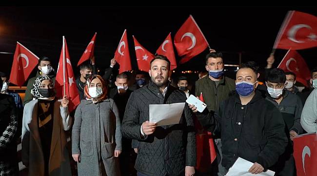 Ak parti Battalgazi Gençlik Kolları Başkanı Harun ERDEM ve yönetim kurulu üyeleri Boğaziçi'nde yaşanan olaylara tepki gösterdi.
