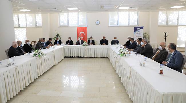  BATTALGAZİ’DE “HİZMET VE GÖNÜL BULUŞMALARI” SÜRÜYOR