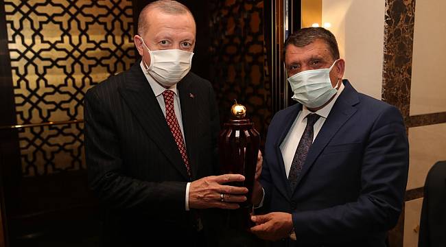 BAŞKAN GÜRKAN, CUMHURBAŞKANI ERDOĞAN’I MALATYA’YA DAVET ETTİ