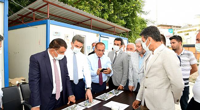 BAŞKAN GÜRKAN VE VALİ BARUŞ KERNEK MEYDANI’NDA İNCELEMEDE BULUNDU