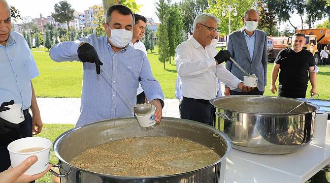 BATTALGAZİ’NİN GÖNÜLLÜ KADINLARINDAN AŞURE İKRAMI