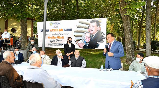 1 Ekim Dünya Yaşlılar Günü Vefa Konağında Yapılan Etkinlikle Kutlandı