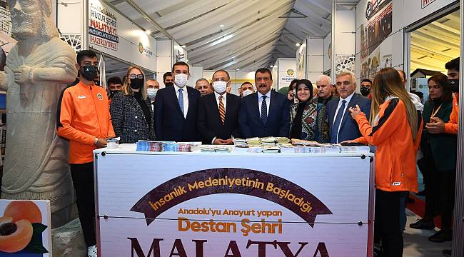 AK PARTİ YEREL YÖNETİMLER BAŞKANI ÖZHASEKİ’DEN BAŞKAN GÜRKAN’A HİZMET ÖVGÜSÜ