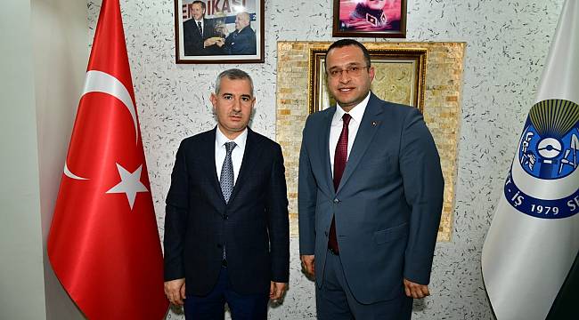 BAŞKAN ÇINAR, HİZMET İŞ-SENDİKASI ŞUBE BAŞKANI GELERİ VE YÖNETİMİNİ ZİYARET ETTİ