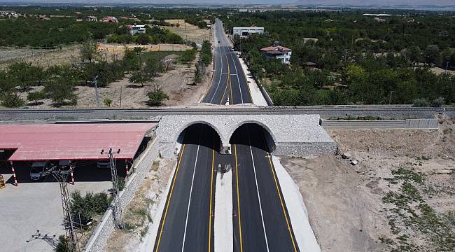 BATTALGAZİ’DEKİ TÜP GEÇİT GÖZ KAMAŞTIRIYOR