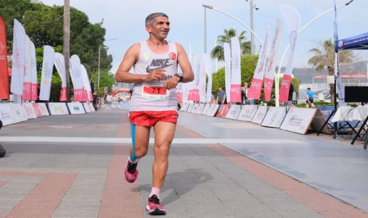 Manisalı atlet Ahmet Bayram Fethiye’de zirvede