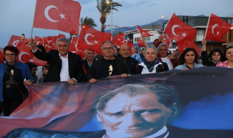 İzmir Güzelbahçe’de 19 Mayıs coşkusu