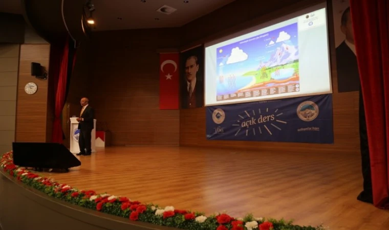 Kayseri Melikgazi’de deprem semineri