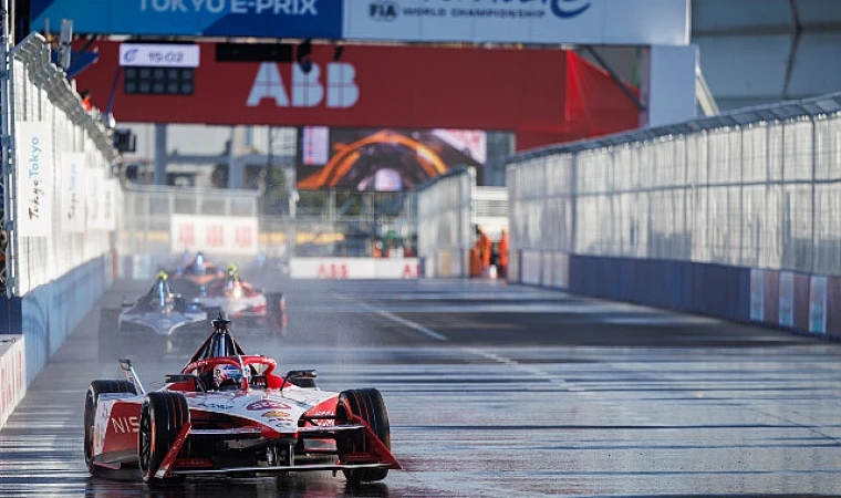 Nissan Formula E Takımı ilk Tokyo E-Prix’sinde tarihi Pole Pozisyonu ve podyum derecesi elde etti