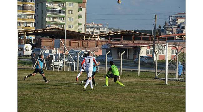 Aliağa Gücü Masterler :1 - Kula Masteler :0