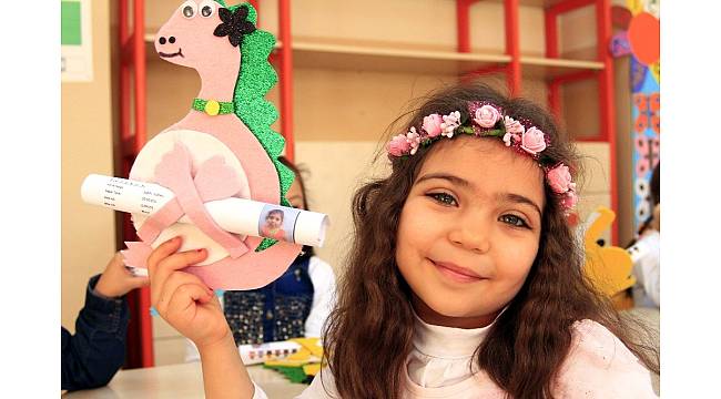 Antalya&#39;da 446 bin öğrenci karne alacak