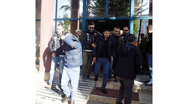 Antalya'da uyuşturucu operasyonu: 8 gözaltı