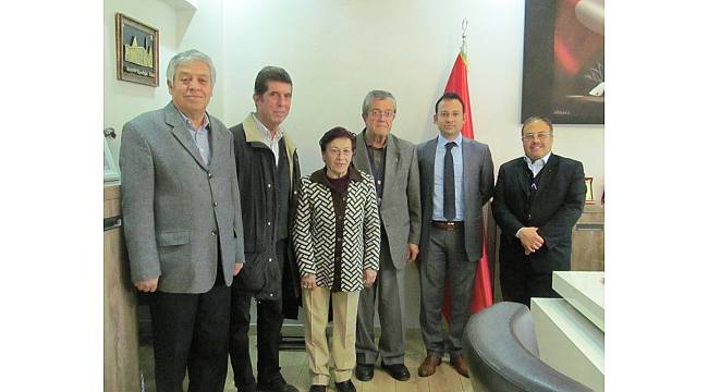 Ayvalık ATAKAD-DER&#39;den başsavcı, garnizon komutanı ve milli eğitim müdürüne anlamlı ziyaret