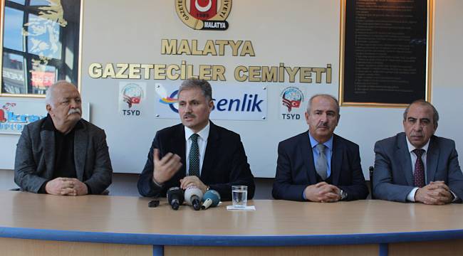 Başkan Çakır gazeteciler günün kutladı