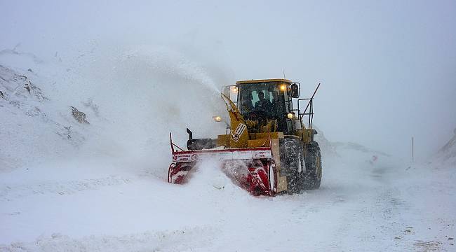 Büyükşehir’den karla mücadele çalışmaları