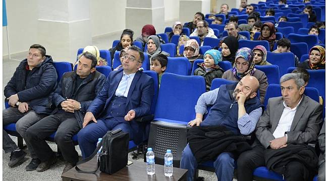 Candan, Kudüs izlenimlerini öğrencilerle paylaştı