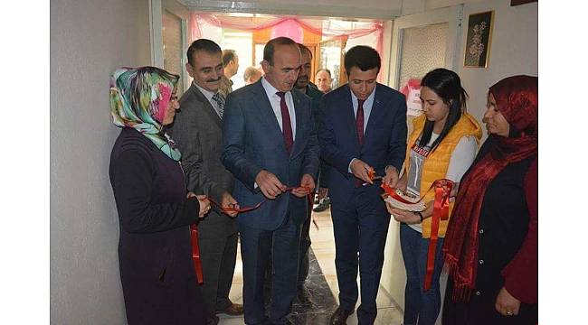 Çavdarhisar&#39;da Halk Eğitimi Merkezi Kursaları&#39;na ilgi