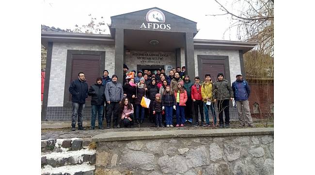 Doğaseverlerden Kent Ormanı&#39;na oryantiring yürüyüş